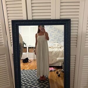 White maxi dress